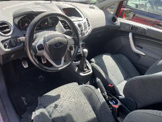 Ford Fiesta  picture 9