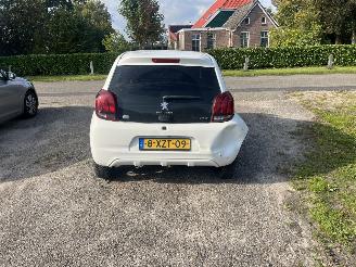 Peugeot 108  picture 4