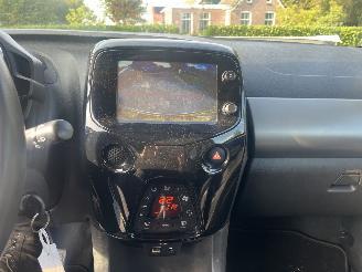 Peugeot 108  picture 14