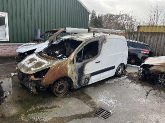 krockskadad bil auto Citroën Berlingo  2017/3