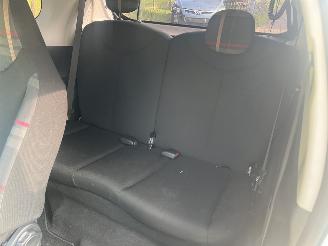 Peugeot 108  picture 8