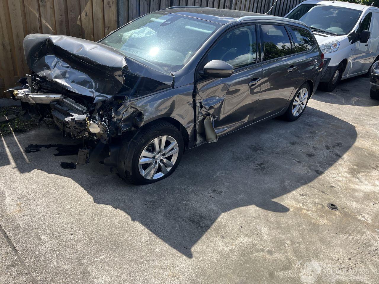 Peugeot 308 1.2 puretech