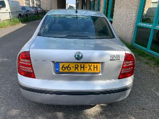 Skoda Superb  picture 4