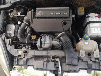 Fiat Punto Punto Evo (199), Hatchback, 2008 / 2012 1.3 JTD Multijet 85 16V Euro 5 picture 11