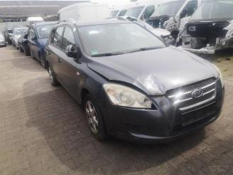 Vrakbiler auto Kia Cee d Cee'd Sporty Wagon (EDF), Combi, 2007 / 2012 1.4 16V 2009/0