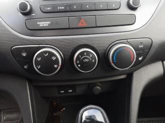 Hyundai I-10 i10 (B5), Hatchback, 2013 / 2019 1.0 12V picture 9
