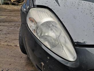 Fiat Grande Punto Grande Punto (199), Hatchback, 2005 1.4 picture 2