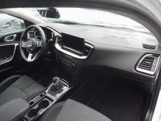 Kia Cee d Ceed Sportswagon (CDF), Combi 5-drs, 2018 1.6 CRDi 16V 115 Eco-Dynamics+ picture 6