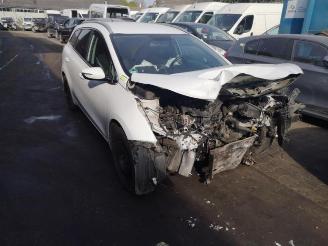 krockskadad bil auto Kia Cee d Cee'd Sportswagon (JDC5), Combi, 2012 / 2018 1.4i CVVT 16V 2012/12