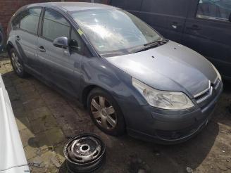Coche siniestrado Citroën C4 C4 Berline (LC), Hatchback 5-drs, 2004 / 2011 1.6 HDi 16V 110 2004