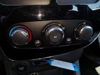 Renault Clio  picture 10