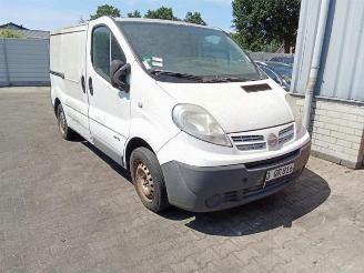 Nissan Primastar Primastar, Van, 2002 2.0 dCi 120 picture 2