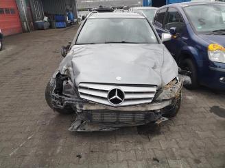 Vrakbiler auto Mercedes C-klasse C Estate (S204), Combi, 2007 / 2014 2.2 C-220 CDI 16V 2008/9