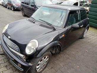 Vrakbiler auto Mini One Mini One/Cooper (R50), Hatchback, 2001 / 2007 1.6 16V One 2003/9