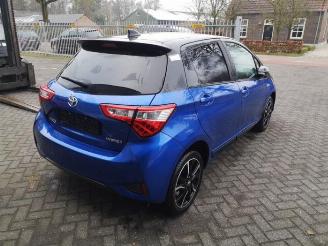 Toyota Yaris Yaris III (P13), Hatchback, 2010 / 2020 1.5 16V Hybrid picture 4