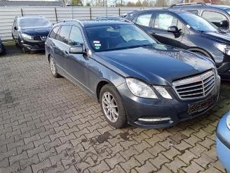 Vrakbiler auto Mercedes E-klasse E Estate (S212), Combi, 2009 / 2016 E-220 CDI 16V BlueEfficiency,BlueTEC 2013/0