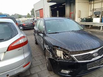 Kia Cee d Cee'd (EDB5), Hatchback 5-drs, 2006 / 2012 1.6 CVVT 16V picture 2
