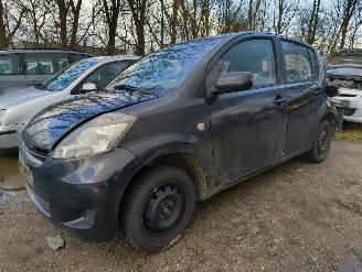 Daihatsu Sirion 2 1.0-12V Premium picture 1