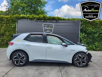 Vrakbiler auto Volkswagen ID.3 ID.3 (E11/E12), Hatchback 5-drs, 2019 First, Life, Pro 58 kWh 2020/12