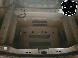 Tesla Model 3 Model 3, Sedan, 2017 Long Range AWD 75 kWh picture 18