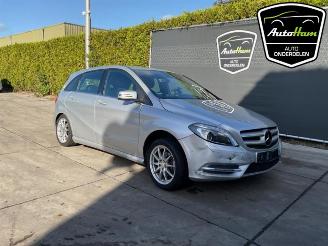 Mercedes B-klasse B (W246), Hatchback, 2011 / 2018 1.6 B-200 BlueEFFICIENCY Turbo 16V picture 2