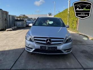 Mercedes B-klasse B (W246), Hatchback, 2011 / 2018 1.6 B-200 BlueEFFICIENCY Turbo 16V picture 3
