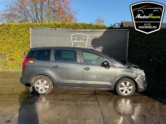 Vrakbiler auto Peugeot 5008 5008 I (0A/0E), MPV, 2009 / 2017 1.6 VTI 16V 2011/4
