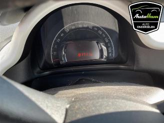 Renault Twingo Twingo III (AH), Hatchback 5-drs, 2014 1.0 SCe 70 12V picture 13