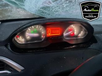 Peugeot 208 208 I (CA/CC/CK/CL), Hatchback, 2012 / 2019 1.2 Vti 12V PureTech 82 picture 18