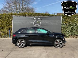 Uttjänta bilar auto Audi A3 A3 Sportback (8YA), Hatchback 5-drs, 2019 1.5 35 TFSI 16V Mild Hybrid 2020/11