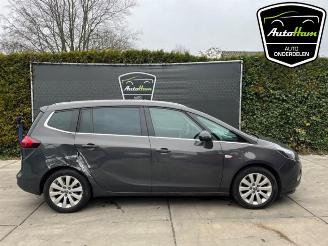 Coche siniestrado Opel Zafira Zafira Tourer (P12), MPV, 2011 / 2019 1.4 Turbo 16V Ecotec 2014/6