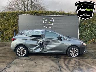 Vrakbiler auto Opel Astra Astra K, Hatchback 5-drs, 2015 / 2022 1.0 Turbo 12V 2016/11