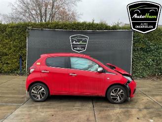 krockskadad bil auto Peugeot 108 108, Hatchback, 2014 1.0 12V VVT-i 2021/4
