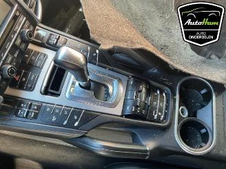 Porsche Cayenne Cayenne II (92A), SUV, 2010 / 2018 4.8 V8 32V GTS picture 23