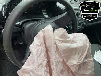 Volkswagen Up! Up! (121), Hatchback, 2011 1.0 12V 60 picture 16