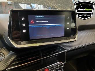 Peugeot 208 208 II (UB/UH/UP), Hatchback 5-drs, 2019 1.2 Vti 12V PureTech 100 picture 24