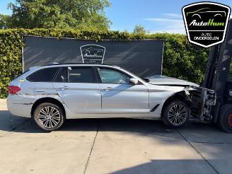 Uttjänta bilar auto BMW 5-serie 5 serie Touring (G31), Combi, 2017 523d 2.0 TwinPower Turbo 16V 2018/8