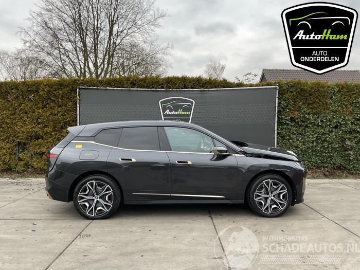 BMW iX iX (I20), SUV, 2021 xDrive40 77 kWh