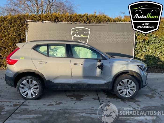 Volvo EX40 EX40 (XZ), SUV, 2024 Single Motor 70 kWh