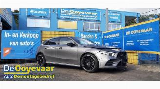 Vrakbiler auto Mercedes A-klasse A (177.0), Hatchback, 2018 / 2026 1.3 A-200 Turbo 16V 2018/11