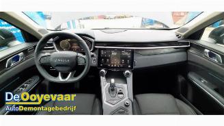 Lynk & Co 01 01, SUV, 2018 1.5 PHEV picture 2