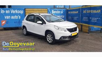 krockskadad bil machine Peugeot 2008 2008 (CU), MPV, 2013 / 2019 1.2 Vti 12V PureTech 82 2016/8