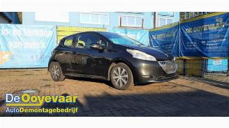 Peugeot 208 208 I (CA/CC/CK/CL), Hatchback, 2012 / 2019 1.4 HDi picture 1