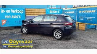 krockskadad bil auto Peugeot 308 308 (L3/L8/LB/LH/LP), Hatchback 5-drs, 2013 / 2021 1.2 12V e-THP PureTech 110 2018/2