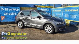 Vrakbiler auto Volkswagen Tiguan Tiguan (AD1), SUV, 2016 1.5 TSI 16V Evo BlueMotion Technology 2019/5