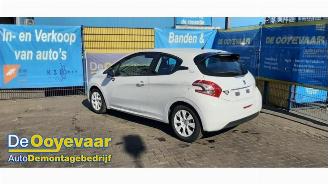 Peugeot 208 208 I (CA/CC/CK/CL), Hatchback, 2012 / 2019 1.0 Vti 12V PureTech picture 4