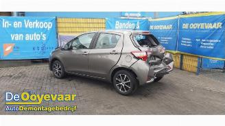 Uttjänta bilar auto Toyota Yaris Yaris III (P13), Hatchback, 2010 / 2020 1.5 16V Hybrid 2018/11