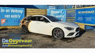 skadebil auto Mercedes Cla-klasse CLA Shooting Brake (118.6), Combi, 2019 1.3 CLA-250 e Turbo 16V 2020/12