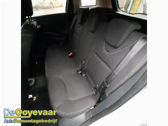 Renault Clio Clio IV Estate/Grandtour (7R), Combi 5-drs, 2012 / 2021 0.9 Energy TCE 90 12V picture 7