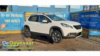 skadebil auto Peugeot 2008 2008 (CU), MPV, 2013 / 2019 1.2 12V e-THP PureTech 110 2017/6